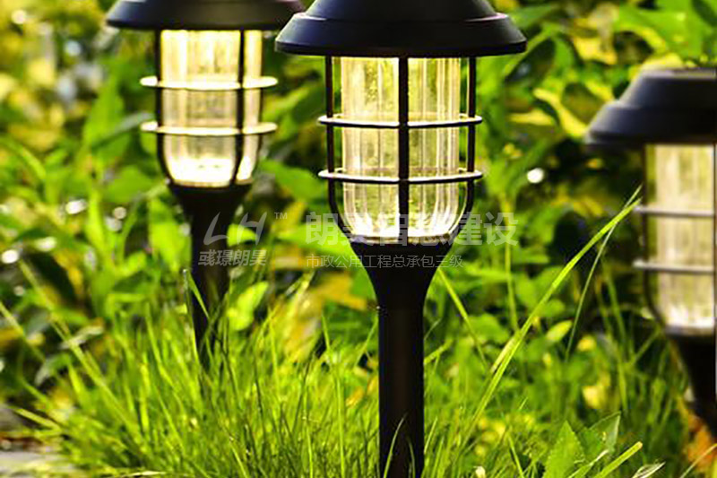 太阳能花园灯